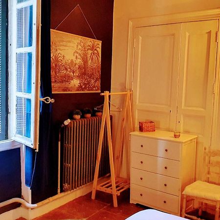Hotel Le 4 Feuilles En.Camargue Bernis Zewnętrze zdjęcie