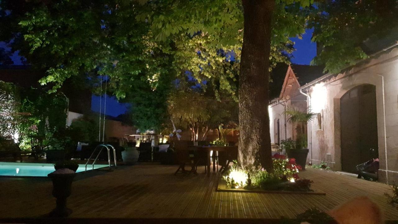 Hotel Le 4 Feuilles En.Camargue Bernis Zewnętrze zdjęcie